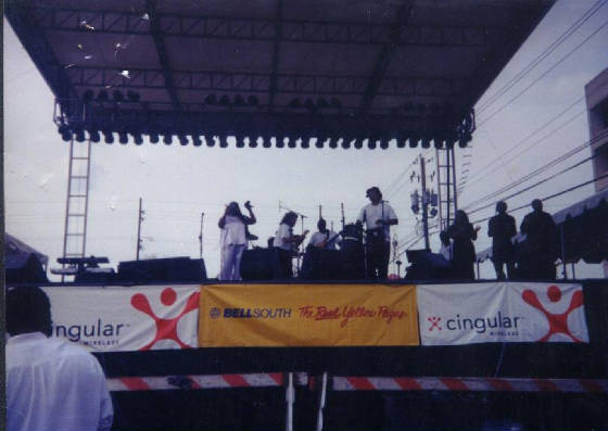 3riv01phot1.jpg