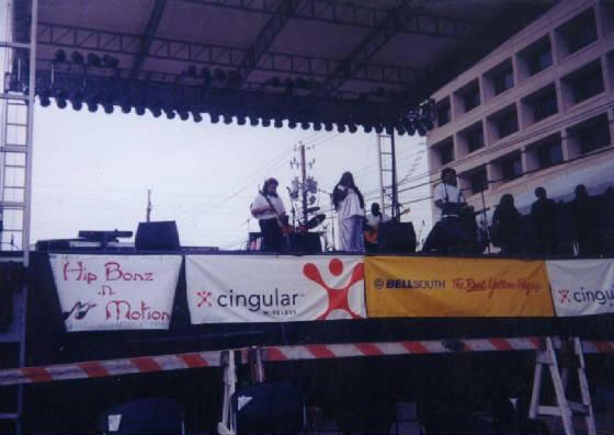 3rivfest01phto2.jpg